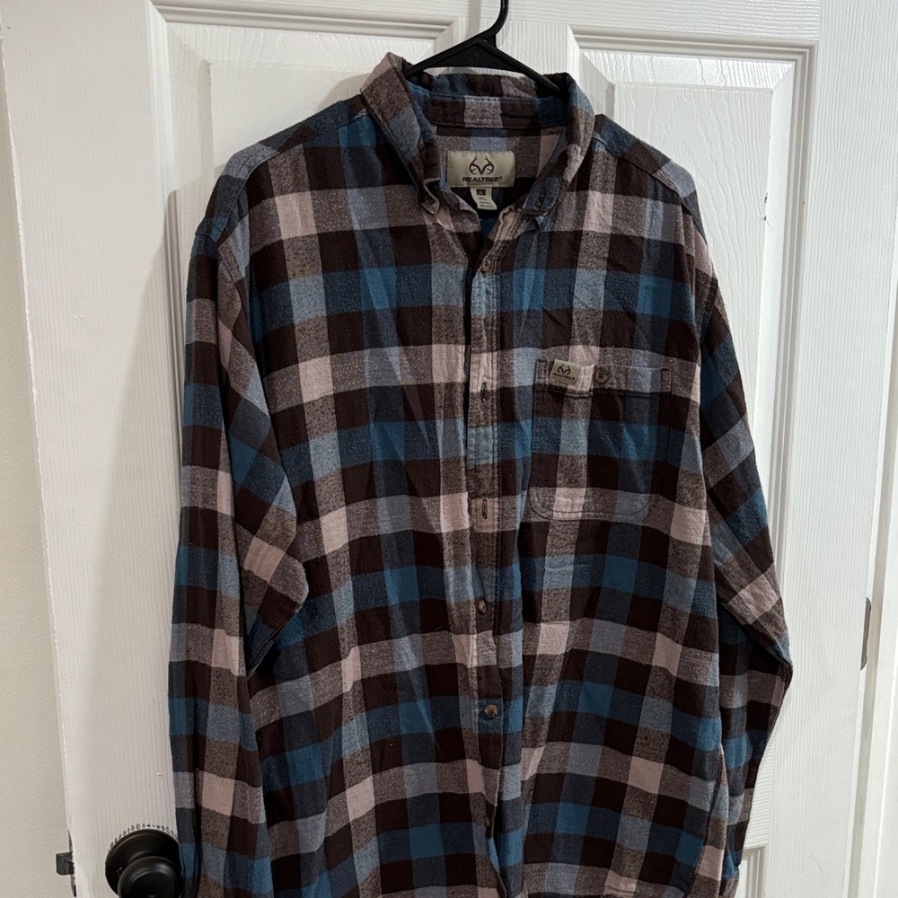 Realtree Men's Casual Plaid Shirt - Blue and Brown